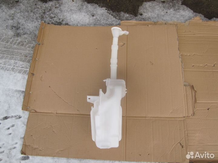 Бачок омывателя лоб стекла Mitsubishi Lancer 10