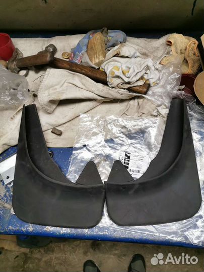 Брызговики универсальные rezkon