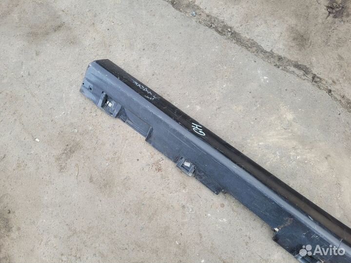 Накладка левого порога на Mazda 6GH