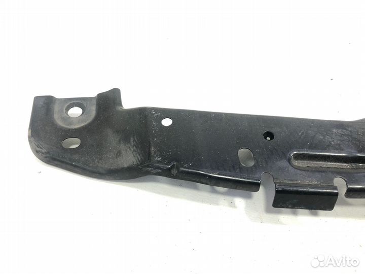 Верхняя планка телевизора передняя Nissan Fuga