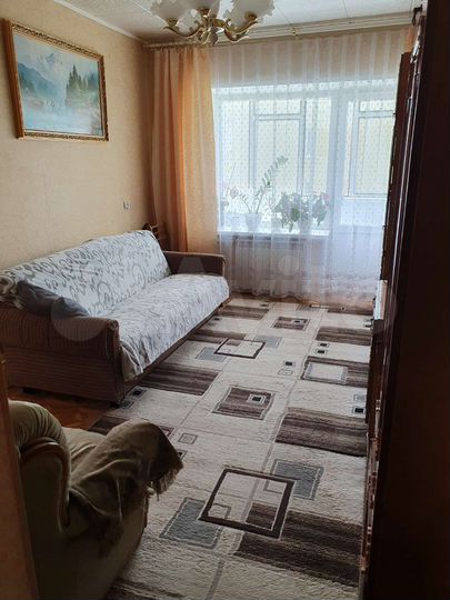 3-к. квартира, 50 м², 3/5 эт.