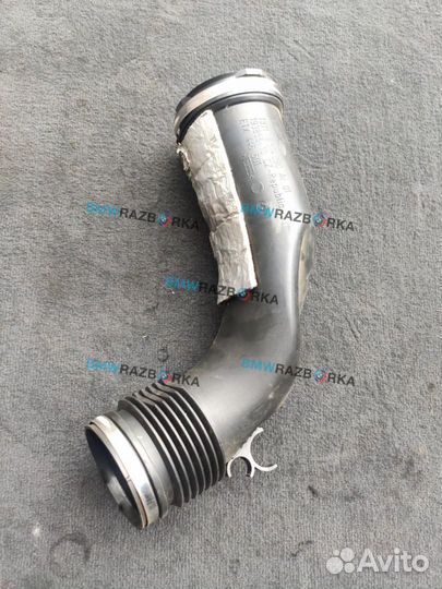 Патрубок чистого воздуха (к турбине) BMW 6 8514090
