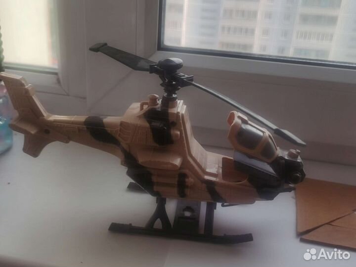 Модель вертолета