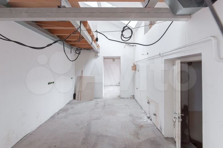 Своб. планировка, 211 м², 6/7 эт.