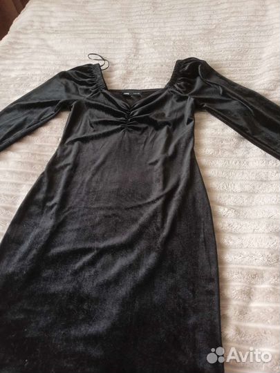 Черное платье