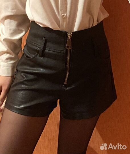 Шорты женские кожаные