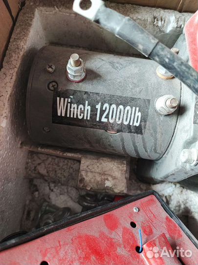 Лебедка автомобильная Electric Winch 12000 12v