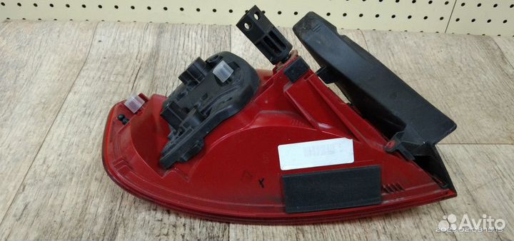 Фонарь задний наружный Audi A4 B8 (2007-2011)