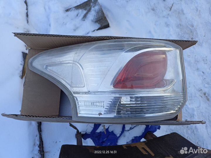 Задние фонари на mitsubishi outlander 3