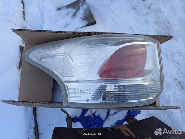 Задние фонари на mitsubishi outlander 3