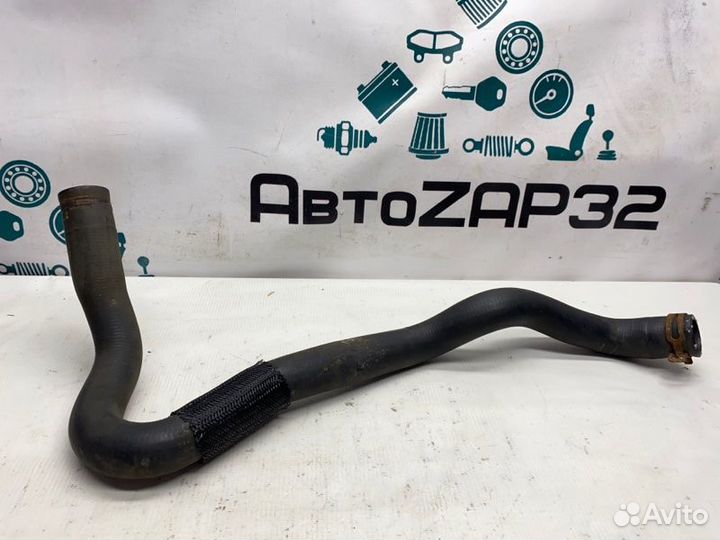 Патрубок радиатора верхний Renault Duster K4MA606