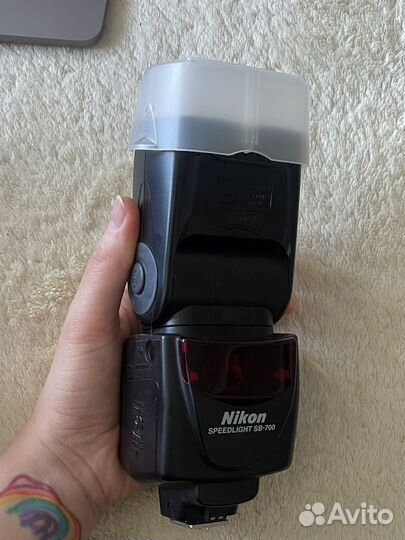 Вспышка Nikon Speedlight SB-700