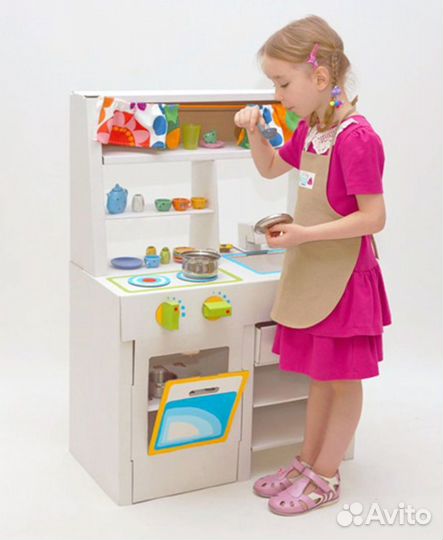 Супер игрушка: детская картонная кухня (новая)