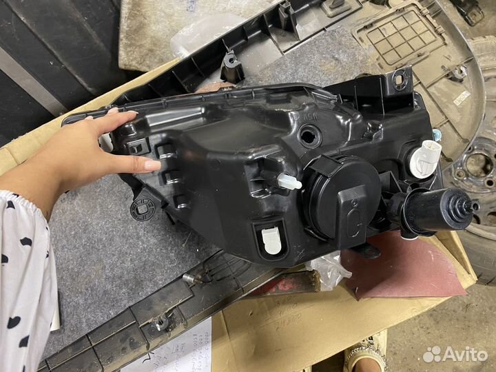 Фара левая на Лада Ларгус / Рено Логан 2010-14г.в