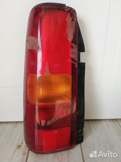 Фара задняя левая Suzuki Jimny