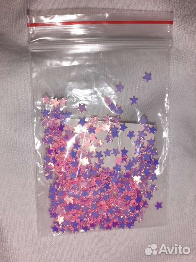 Стразы на ногти