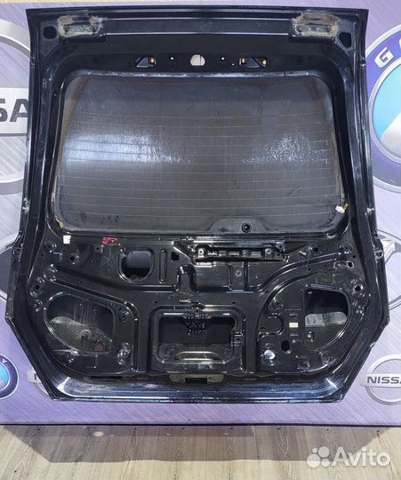Крышка Дверь багажника Nissan X-trail T31