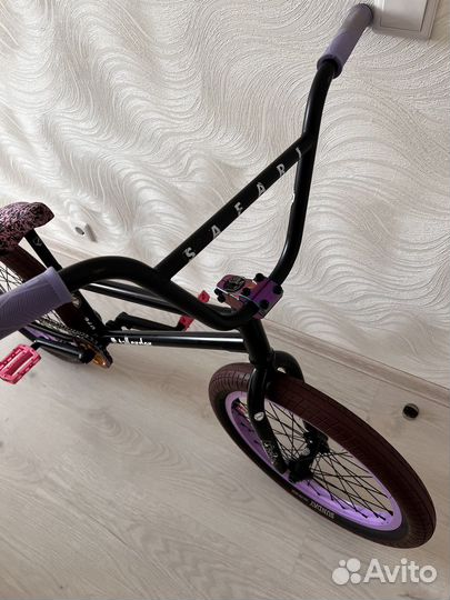 Трюковой велосипед bmx уличный