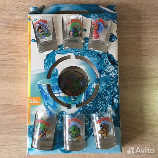 Подарочный набор. Рюмки и пепельница