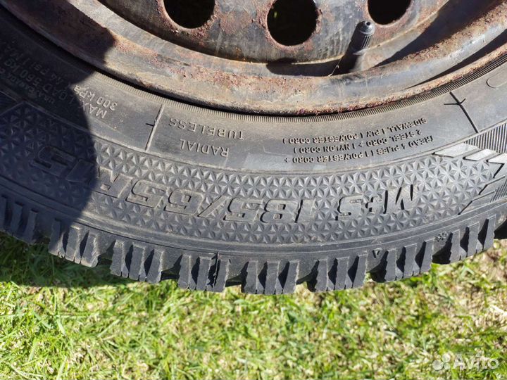 Goodyear UltraGrip 500 185/65 R15 88T