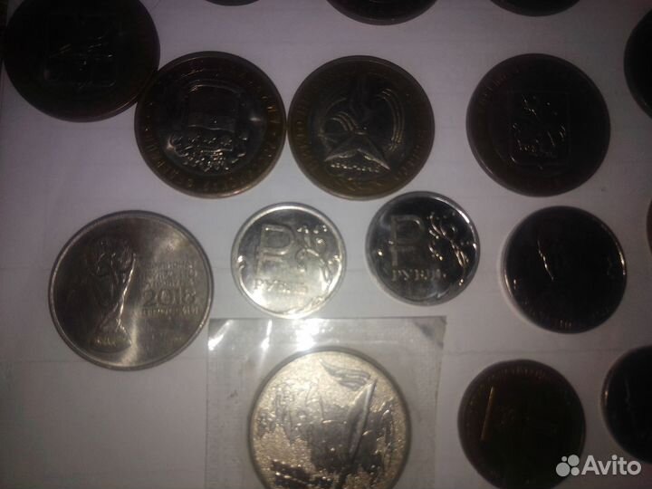 Монеты 10 рублей биметалл