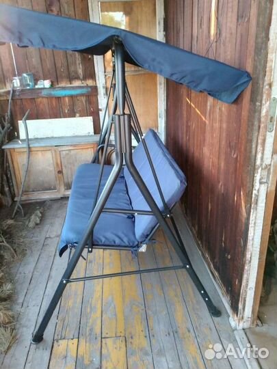 Садовые качели для дачи / дома