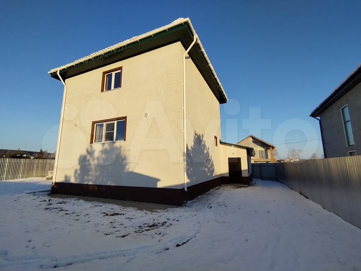 Дом 186 м² на участке 7,5 сот.