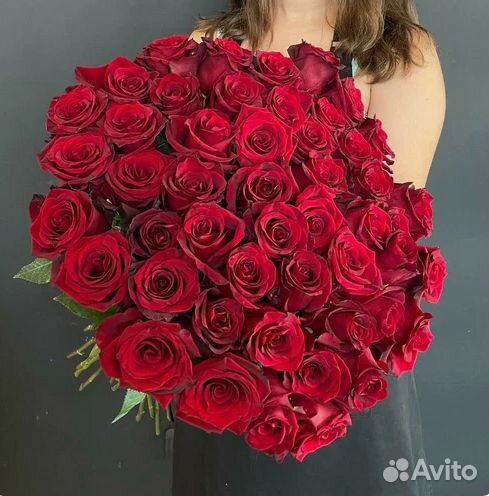 Букет из 61 красной розы в Новосибирске