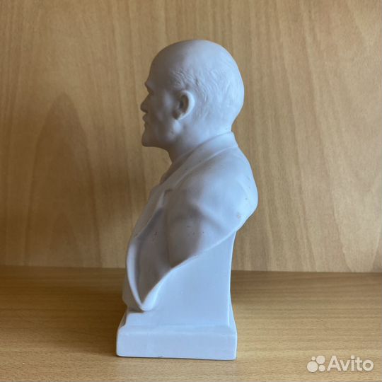 Бюст В.И. Ленина. лфз. Бисквит
