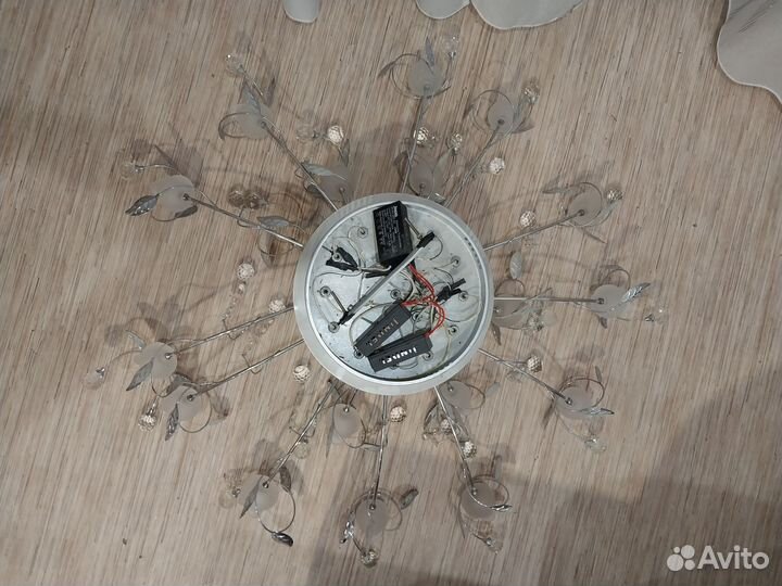 Люстра потолочная