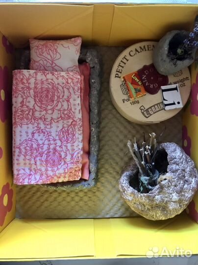 Кукольный домик с мебелью