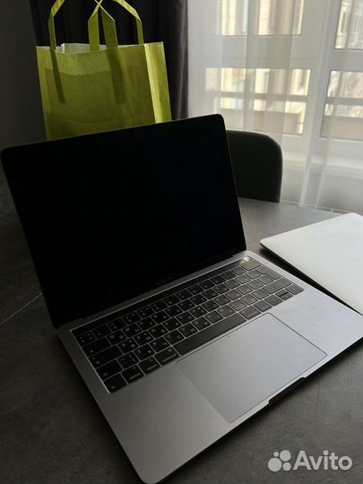 Apple MacBook Air