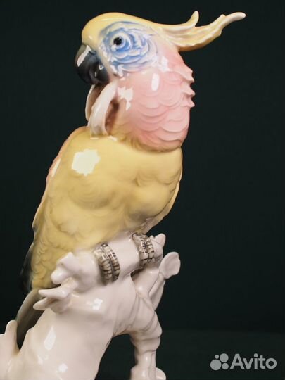 Фарфоровая статуэтка Попугай. Карл Энс (Karl Ens)