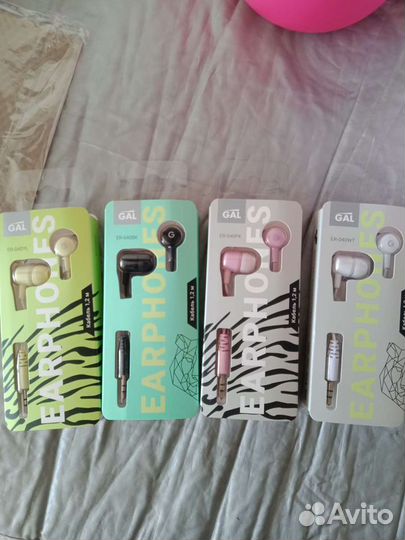 Наушники новые