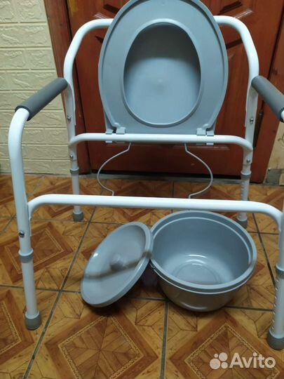 Санитарный стул туалет