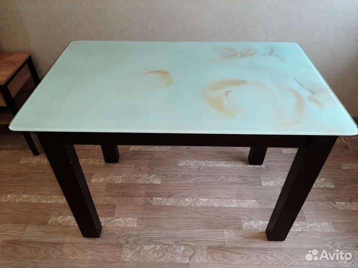 Кухонный стол бу