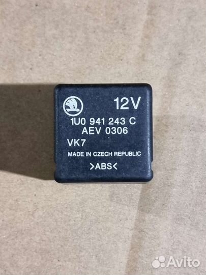 Реле приборов Октавия Тур