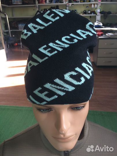 Шапки baienciaga