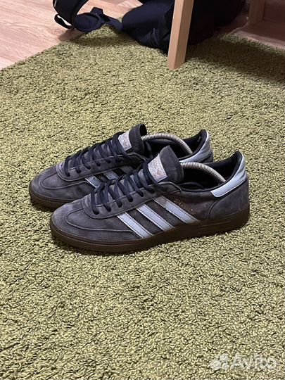 Кроссовки adidas spezial