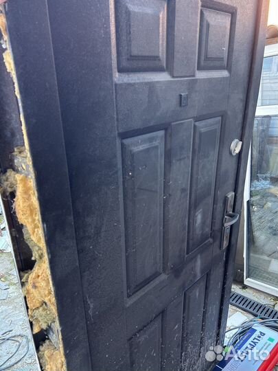 Дверь входная металлическая