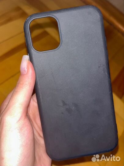 Чехол на iPhone 11 черный
