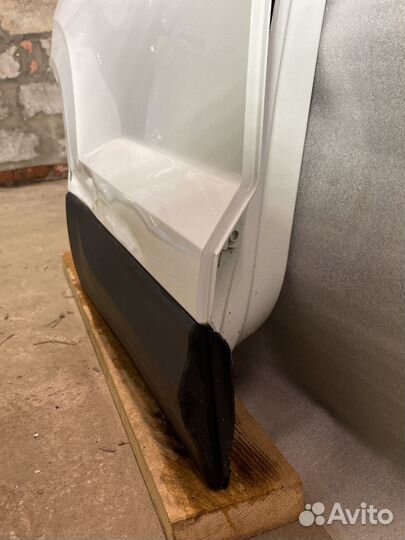 Дверь задняя правая Skoda Karoq