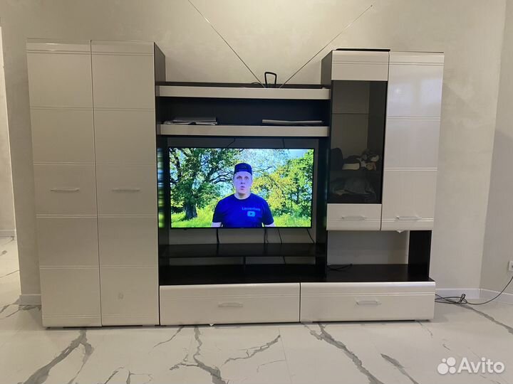 Бронь Стенка в гостиную бу