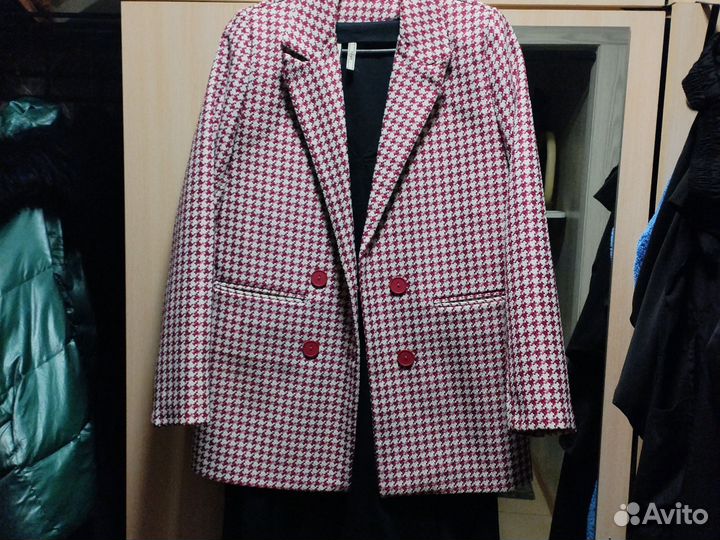 Пиджак женский 42 44