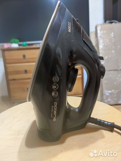 Утюг Polaris PIR 2280K Golden Rush