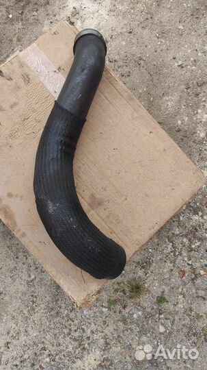 Патрубок интеркуллера крайслер 300c