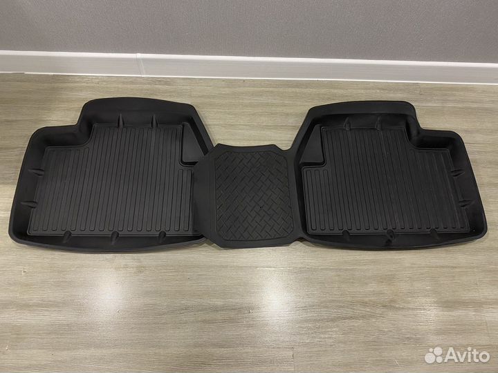 Продам ковры салона 10 сеййство и приора