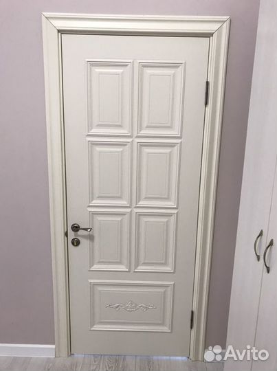 Дверь с матовым стеклом