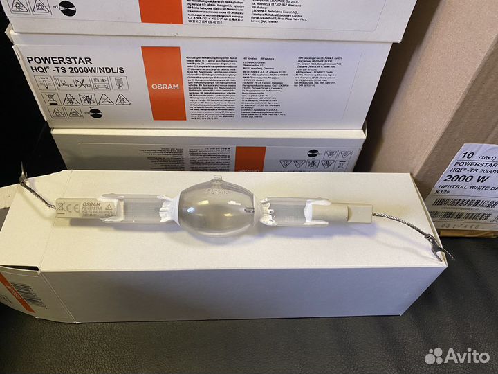 Металлогалогенная лампа Осрам HQI-TS мощн 2000Вт