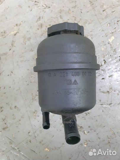 Бачок гур Mercedes-Benz S-Class W221